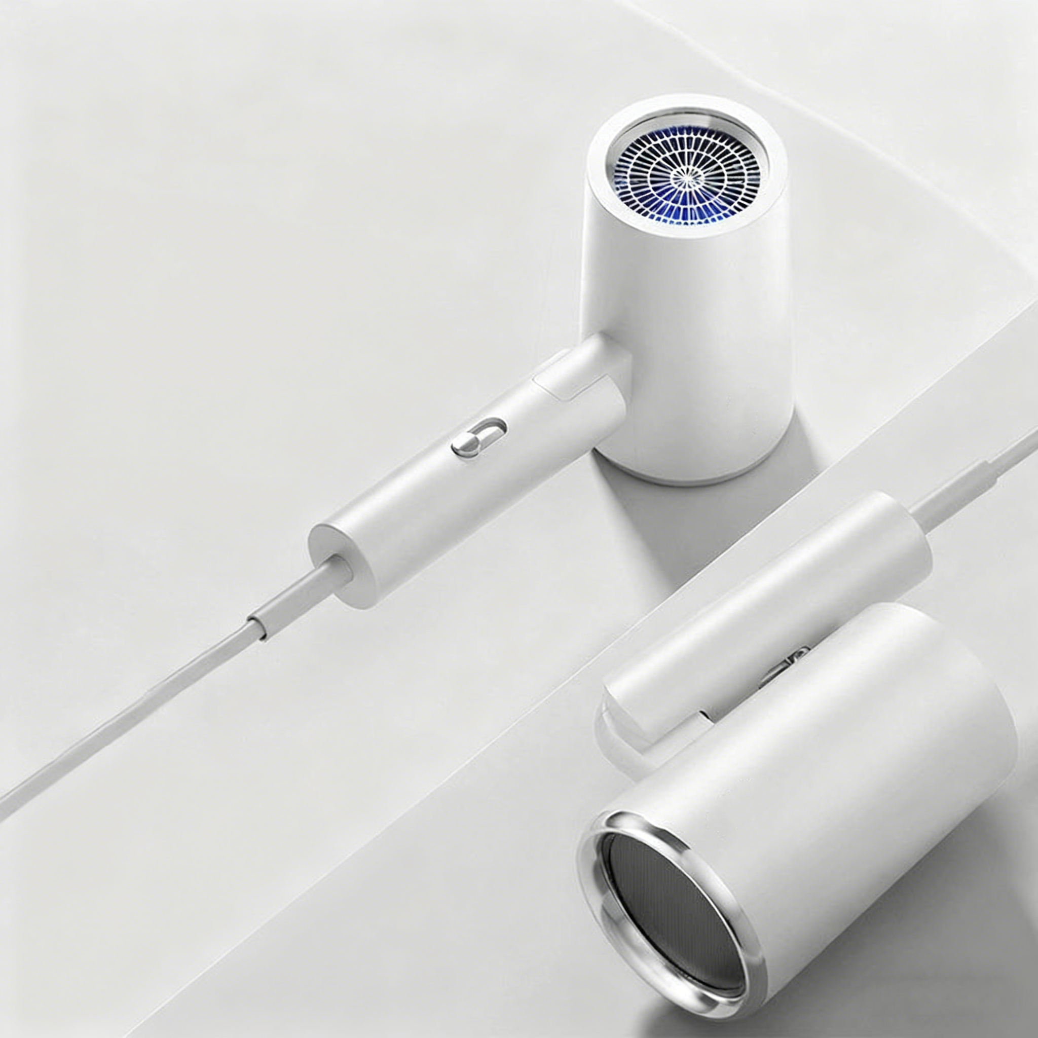 Foldable High-Power Hair Dryer – 2400W, Blue-Light Ionic Care